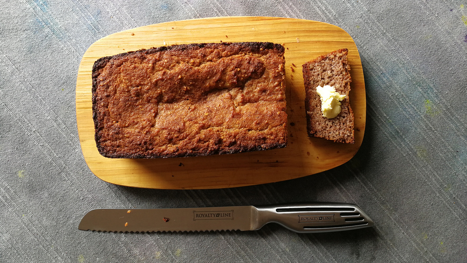 Low Carb Banana Bread |alittlebitofketo